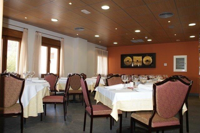 Hotel Mataelpino Segovia Restaurant photo
